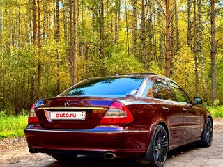 2008 Mercedes-Benz E-Класс 230 III (W211, S211) Рестайлинг, пурпурный, 1000000 рублей, вид 4