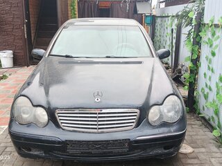 2001 Mercedes-Benz C-Класс 180 II (W203), синий, 470000 рублей, вид 2