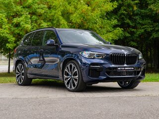 2022 BMW X5 40d IV (G05/G18), синий, 9790000 рублей, вид 3