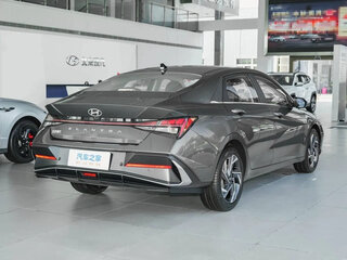 2026 Hyundai Elantra VII (CN7) Рестайлинг, серый, 2140000 рублей, вид 4