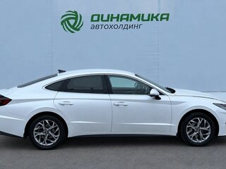 2020 Hyundai Sonata VIII (DN8), белый, 1770000 рублей, вид 4