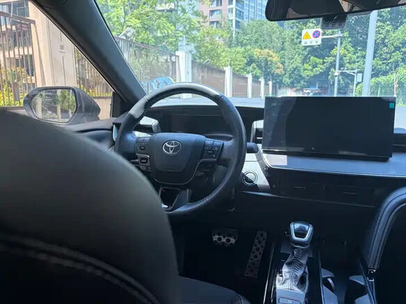 2025 Toyota Camry IX (XV80) China Market, чёрный, 3540069 рублей - вид 14