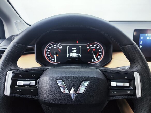 2022 Wuling Jiachen, белый, 940000 рублей - вид 7