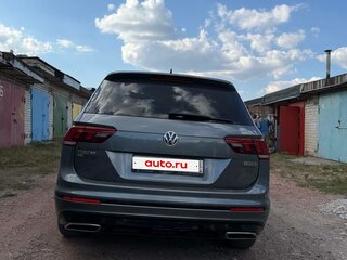 2021 Volkswagen Tiguan Allspace II, серый, 3300000 рублей, вид 5
