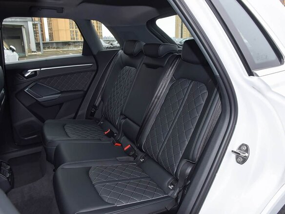 2026 Audi Q3 35 TFSI II (F3), серый, 3920000 рублей - вид 15