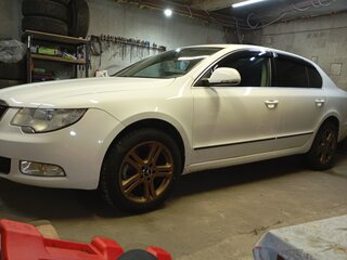 2010 Skoda Superb II, белый, 800000 рублей, вид 3
