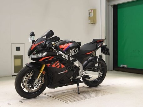 2024 Aprilia RSV4, чёрный, 2191000 рублей, вид 4