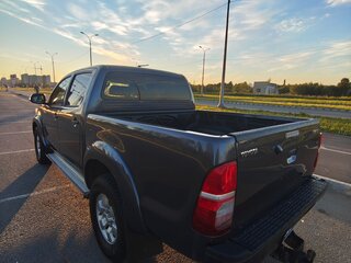 2014 Toyota Hilux VII Рестайлинг, серый, 2250000 рублей, вид 4