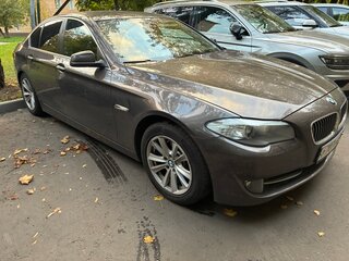 2012 BMW 5 серии 520i VI (F10/F11/F07), коричневый, 2600000 рублей, вид 2