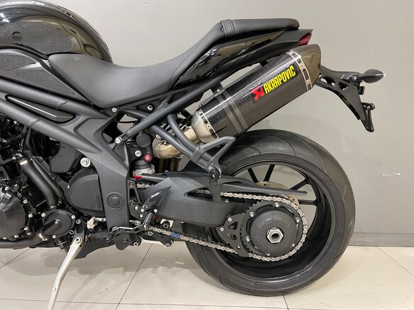 2013 Triumph Speed Triple, чёрный, 680000 рублей - вид 11