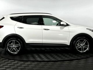 2016 Hyundai Santa Fe Grand III, белый, 2600000 рублей, вид 3