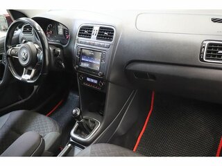 2018 Volkswagen Polo V Рестайлинг, красный, 1319000 рублей, вид 5