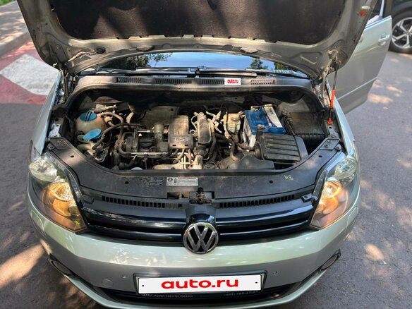 2011 Volkswagen Golf Plus II, серебристый, 540000 рублей - вид 12