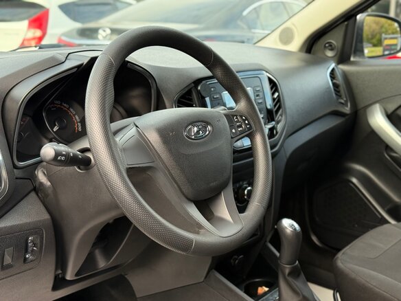 2019 Lada (ВАЗ) XRAY Cross I, белый, 945000 рублей - вид 12
