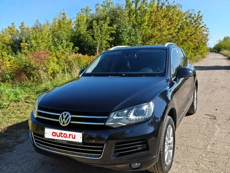 2014 Volkswagen Touareg II Рестайлинг, чёрный, 2200000 рублей, вид 4