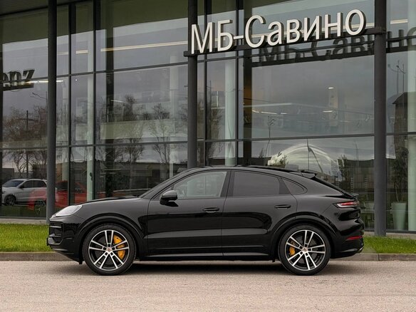 2026 Porsche Cayenne GTS Coupé III Рестайлинг, чёрный, 25700000 рублей - вид 4