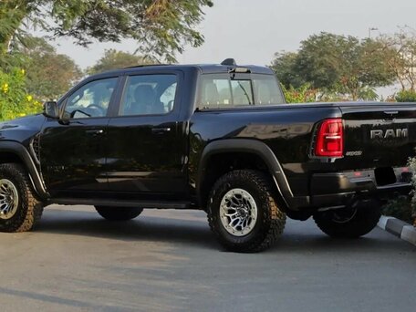 2026 Ram 1500 RHO V Рестайлинг, чёрный, 11500000 рублей, вид 2