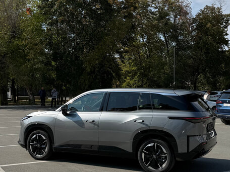 2026 Toyota bZ3X 58.3 kWh, серый, 2940000 рублей, вид 5