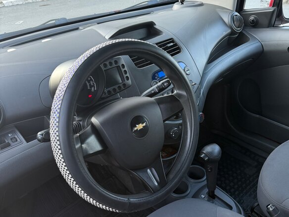 2012 Chevrolet Spark III, красный - вид 3