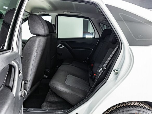 2026 Lada (ВАЗ) Granta I Рестайлинг, белый, 1140000 рублей - вид 12