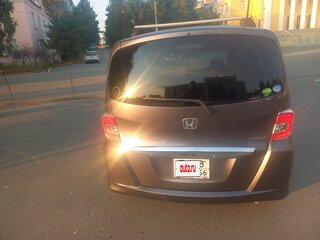 2014 Honda Freed I Рестайлинг, серый, 1080000 рублей, вид 3