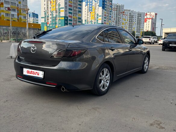 2010 Mazda 6 II (GH) Рестайлинг, серый, 850000 рублей - вид 4