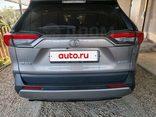 2024 Toyota RAV4 V (XA50), серый, 3600000 рублей, вид 2