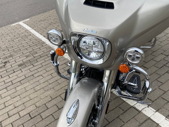 2021 Indian Chieftain, серебристый, 1499000 рублей - вид 16