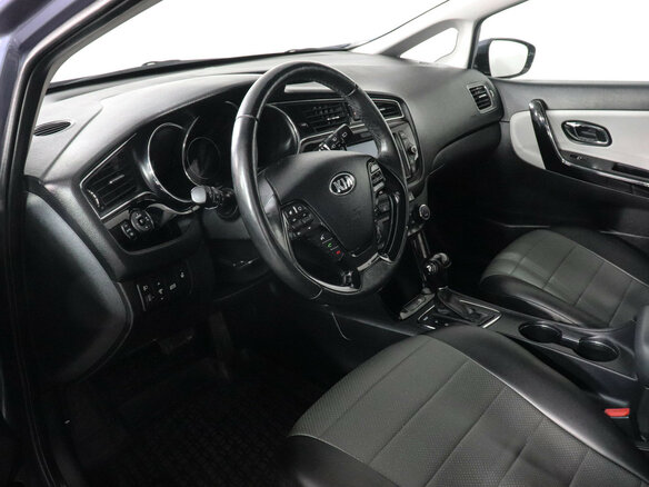 2018 Kia Ceed II Рестайлинг, синий, 1547000 рублей - вид 8
