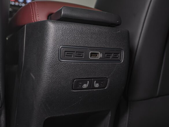 2023 Geely Coolray I, белый, 1930000 рублей - вид 32