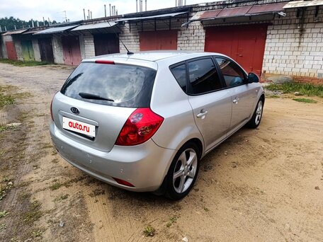2008 Kia Ceed I, серебристый, вид 3