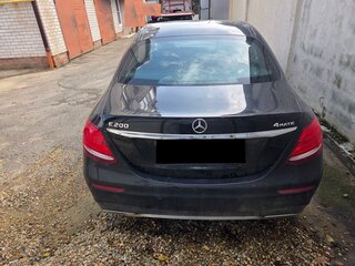 2019 Mercedes-Benz E-Класс 200 V (W213, S213, C238), чёрный, 2760000 рублей, вид 2