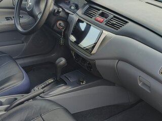 2007 Mitsubishi Lancer IX Рестайлинг, серебристый, 690000 рублей, вид 4