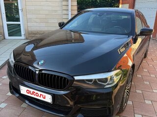 2019 BMW 5 серии 540i xDrive VII (G30/G31/G38), чёрный, 4800000 рублей, вид 2