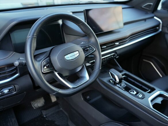 2023 Geely Okavango I Рестайлинг, серый, 2600000 рублей - вид 10