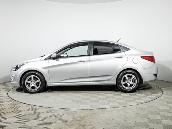 2016 Hyundai Solaris I Рестайлинг, серебристый, 899700 рублей - вид 7