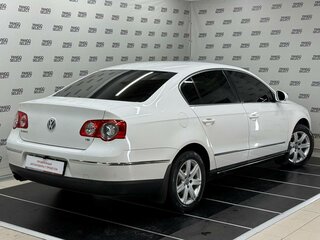 2008 Volkswagen Passat B6, белый, 735000 рублей, вид 2