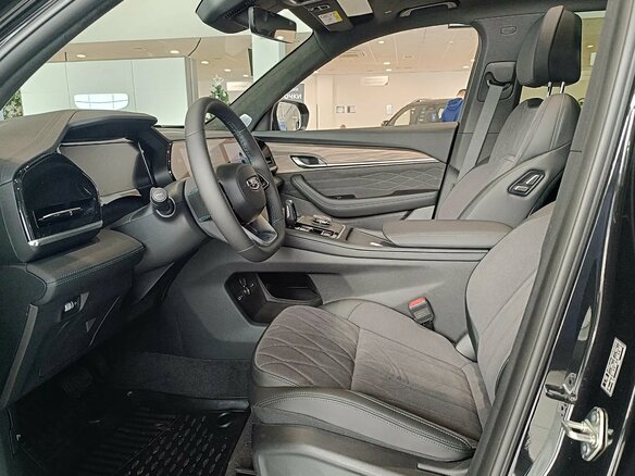 2026 Geely Monjaro I, чёрный - вид 6