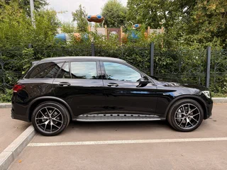 2021 Mercedes-Benz GLC AMG 43 AMG I (X253) Рестайлинг, чёрный, 5400000 рублей, вид 1