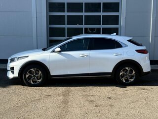 2020 Kia XCeed I, белый, 1800000 рублей, вид 2