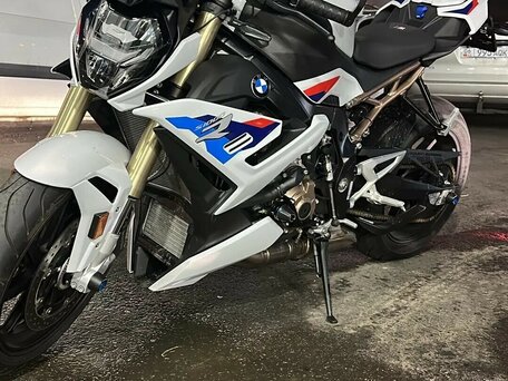 2022 BMW S 1000 R, белый, 1950000 рублей, вид 1