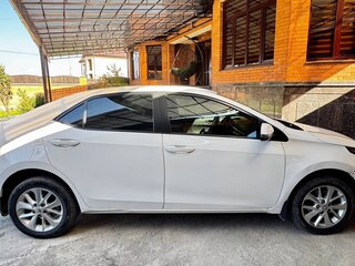 2016 Toyota Corolla XI (E160, E170, E180) Рестайлинг 1, белый, 1300000 рублей, вид 1