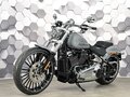 2025 Harley-Davidson Breakout, серый - вид 1
