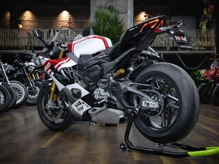 2026 Ducati Panigale V4, белый, 5490000 рублей, вид 4