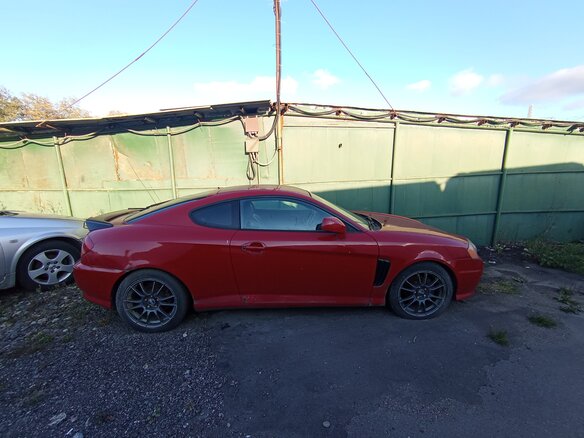 2002 Hyundai Tiburon II (GK), красный, 250000 рублей - вид 1