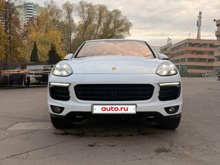 2017 Porsche Cayenne Diesel II Рестайлинг (958), белый, 4950000 рублей, вид 1