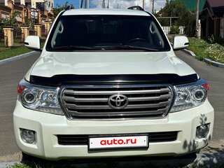 2012 Toyota Land Cruiser 200 Series Рестайлинг 1, белый, 3300000 рублей, вид 2