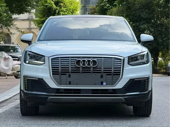 2021 Audi Q2 L e-tron I Рестайлинг, белый, 1900000 рублей - вид 2