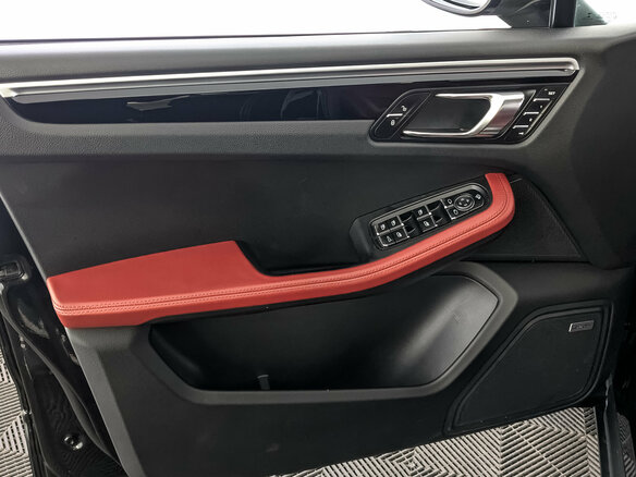 2018 Porsche Macan S Diesel I, чёрный, 4600000 рублей - вид 18
