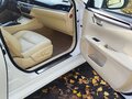 2013 Lexus ES 300h VI, белый, 2390000 рублей - вид 9